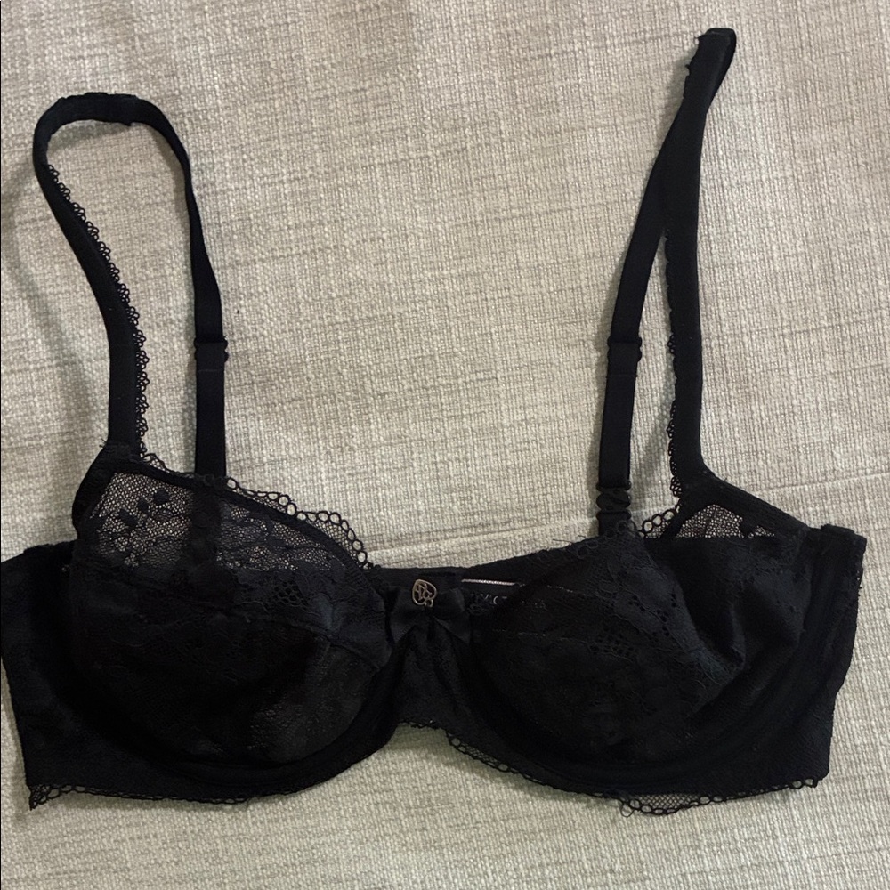 Victoria's Secret Black Lace Underwire Bra